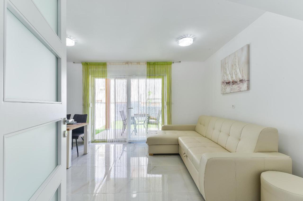Cascada Villas With Private Jacuzzi And Private Parking Starigrad Paklenica Εξωτερικό φωτογραφία