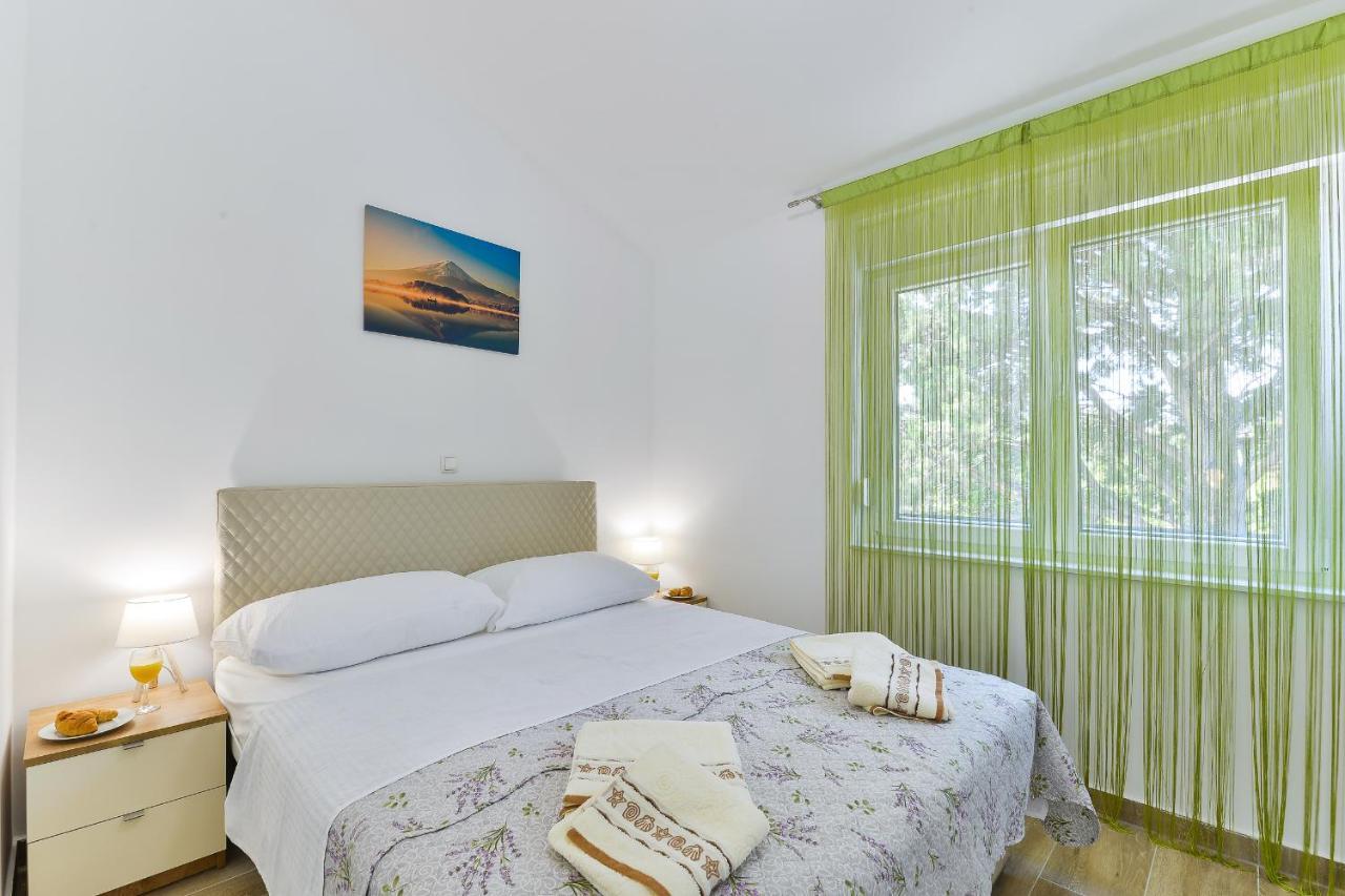 Cascada Villas With Private Jacuzzi And Private Parking Starigrad Paklenica Εξωτερικό φωτογραφία