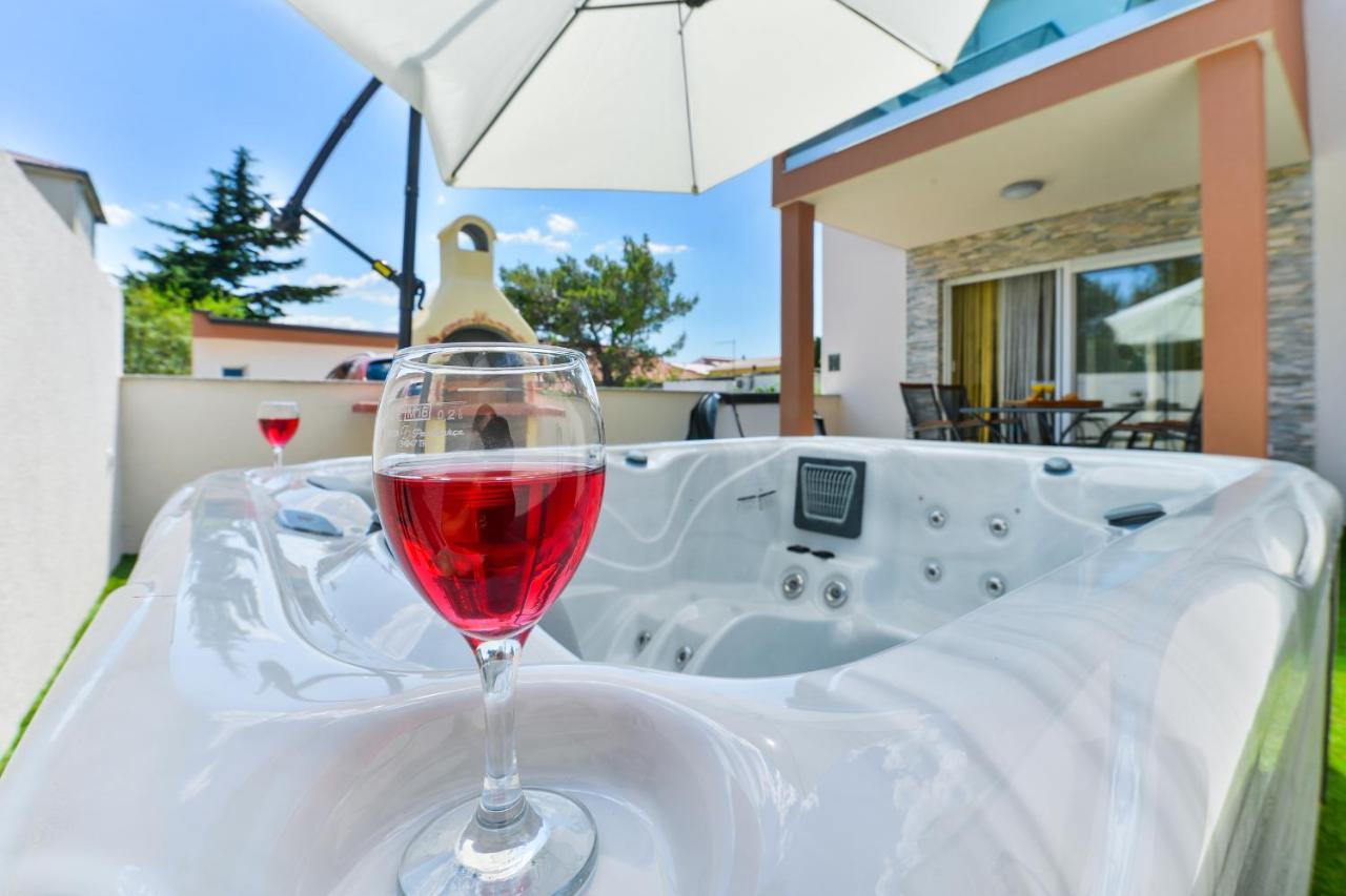 Cascada Villas With Private Jacuzzi And Private Parking Starigrad Paklenica Εξωτερικό φωτογραφία