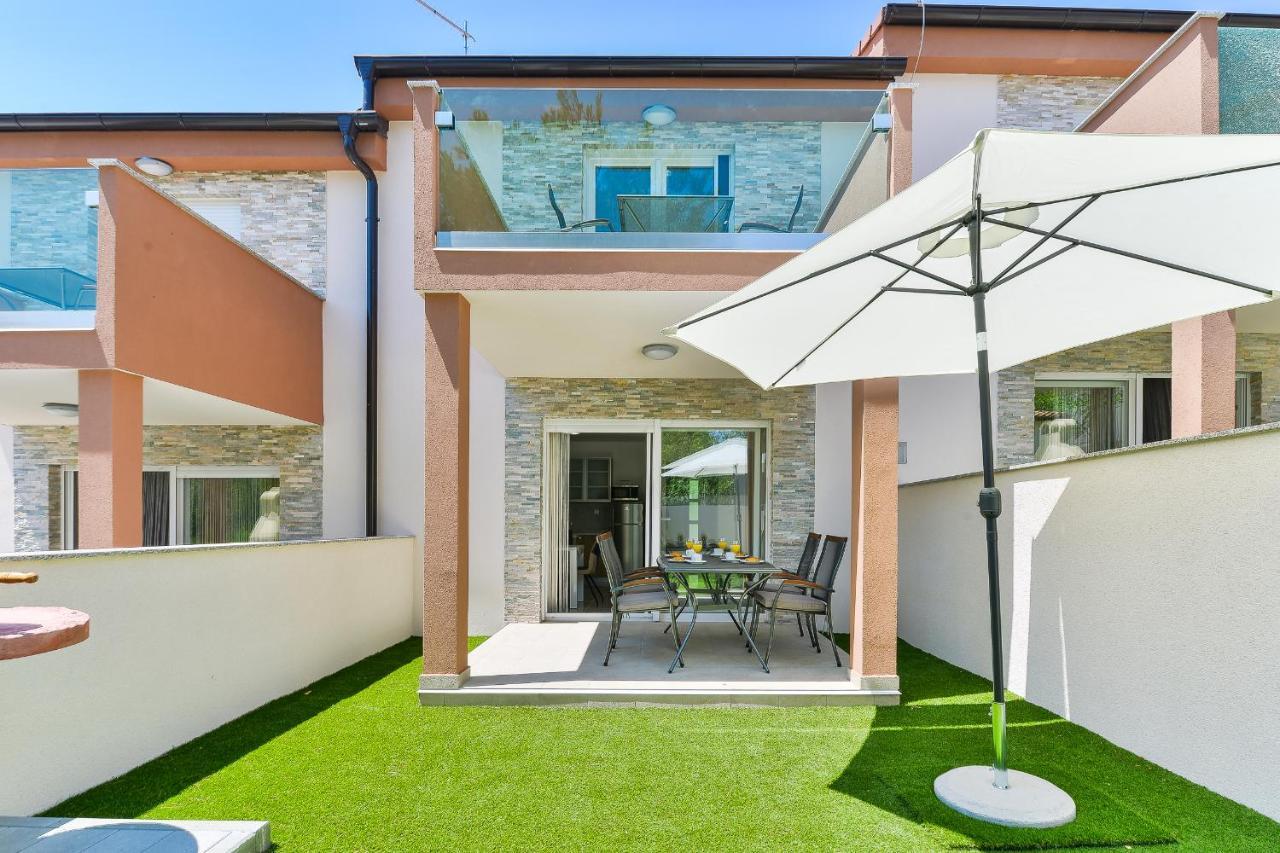 Cascada Villas With Private Jacuzzi And Private Parking Starigrad Paklenica Εξωτερικό φωτογραφία