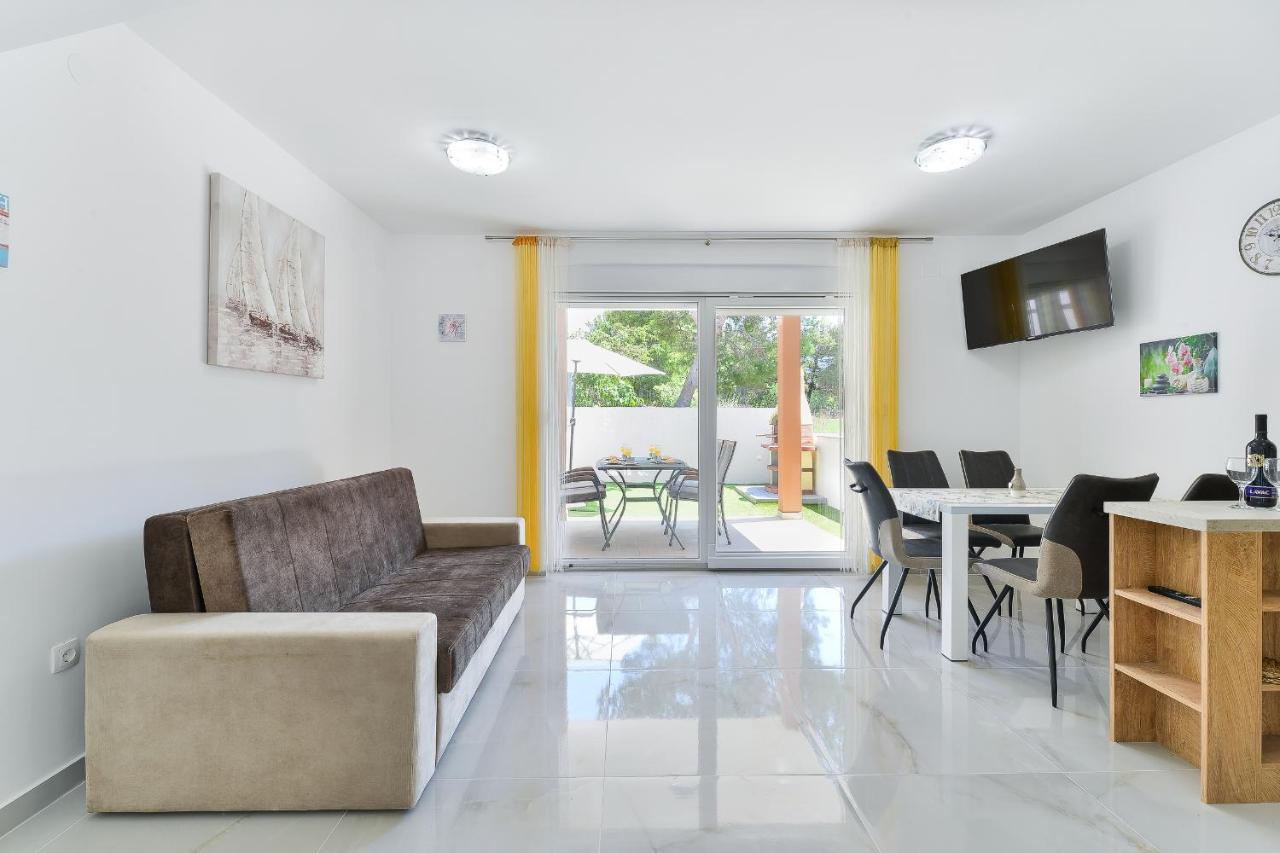 Cascada Villas With Private Jacuzzi And Private Parking Starigrad Paklenica Εξωτερικό φωτογραφία