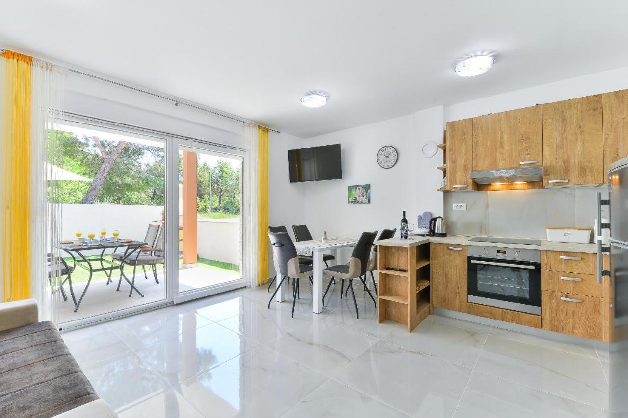 Cascada Villas With Private Jacuzzi And Private Parking Starigrad Paklenica Εξωτερικό φωτογραφία