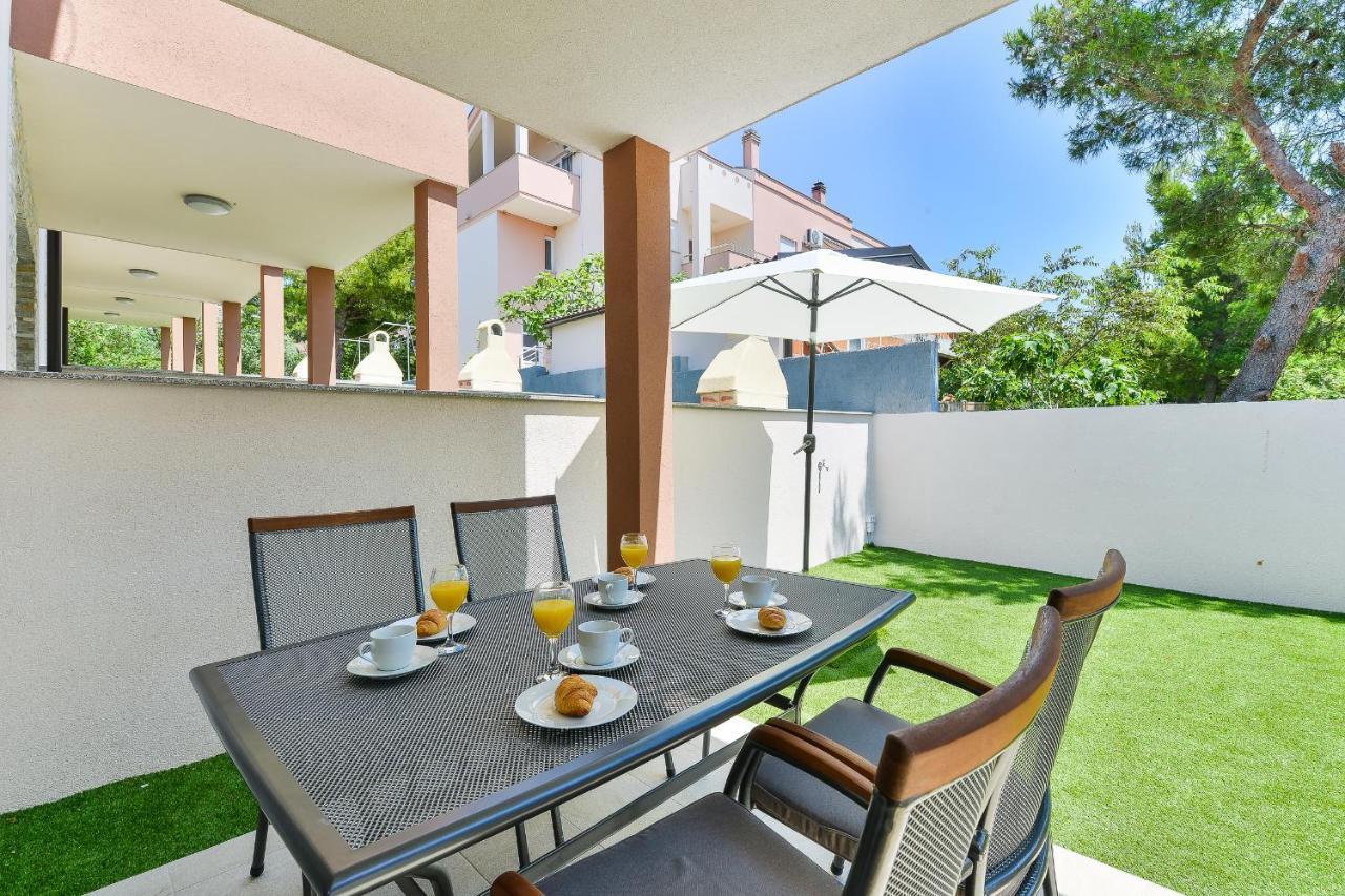 Cascada Villas With Private Jacuzzi And Private Parking Starigrad Paklenica Εξωτερικό φωτογραφία