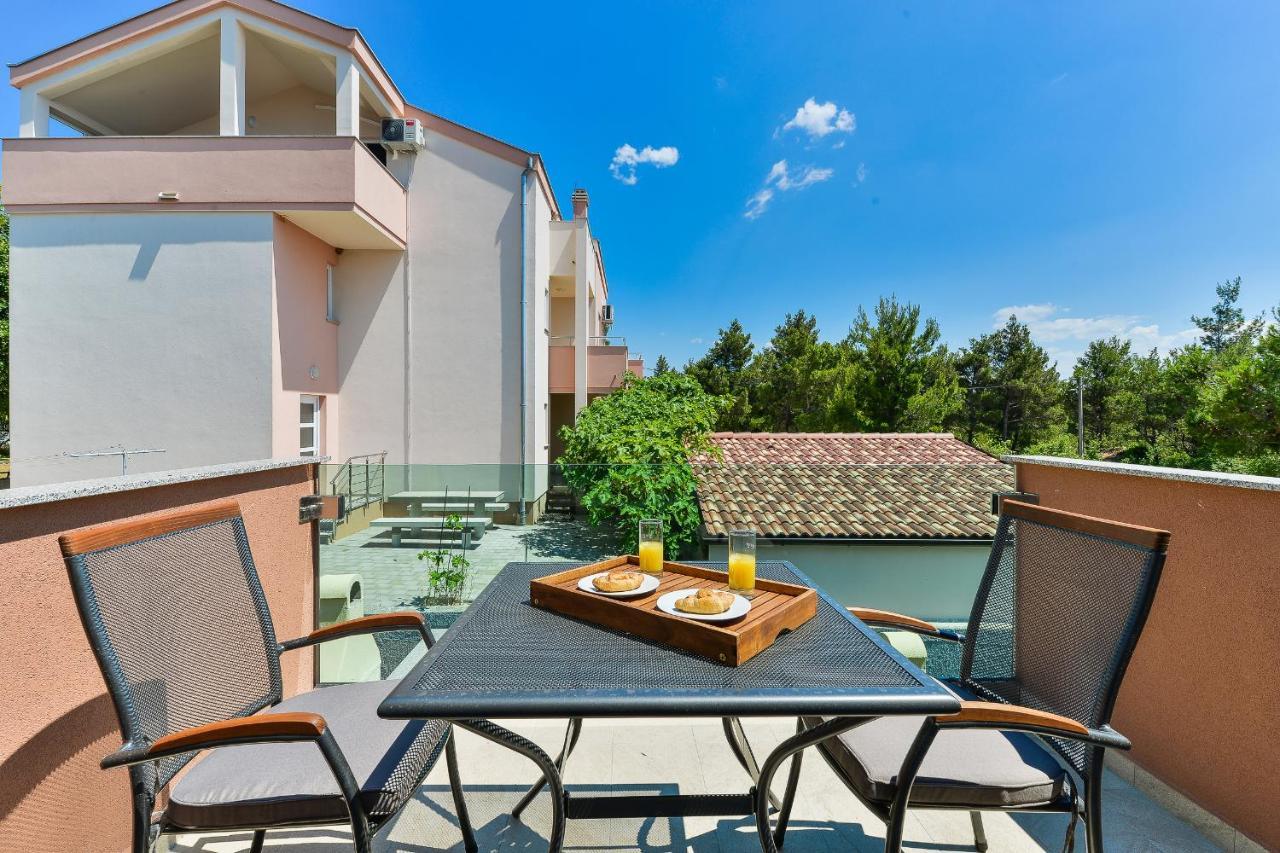 Cascada Villas With Private Jacuzzi And Private Parking Starigrad Paklenica Εξωτερικό φωτογραφία