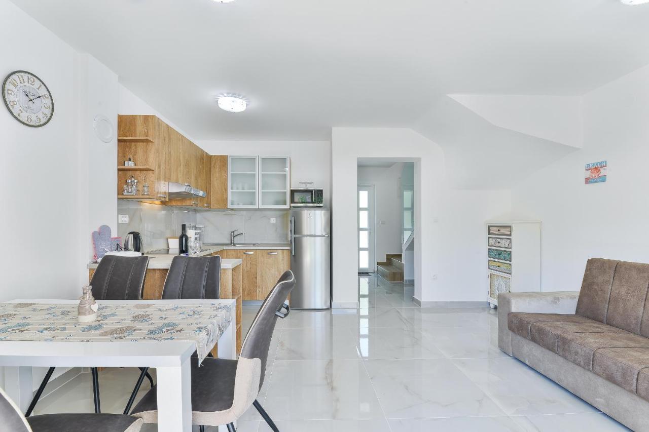 Cascada Villas With Private Jacuzzi And Private Parking Starigrad Paklenica Εξωτερικό φωτογραφία